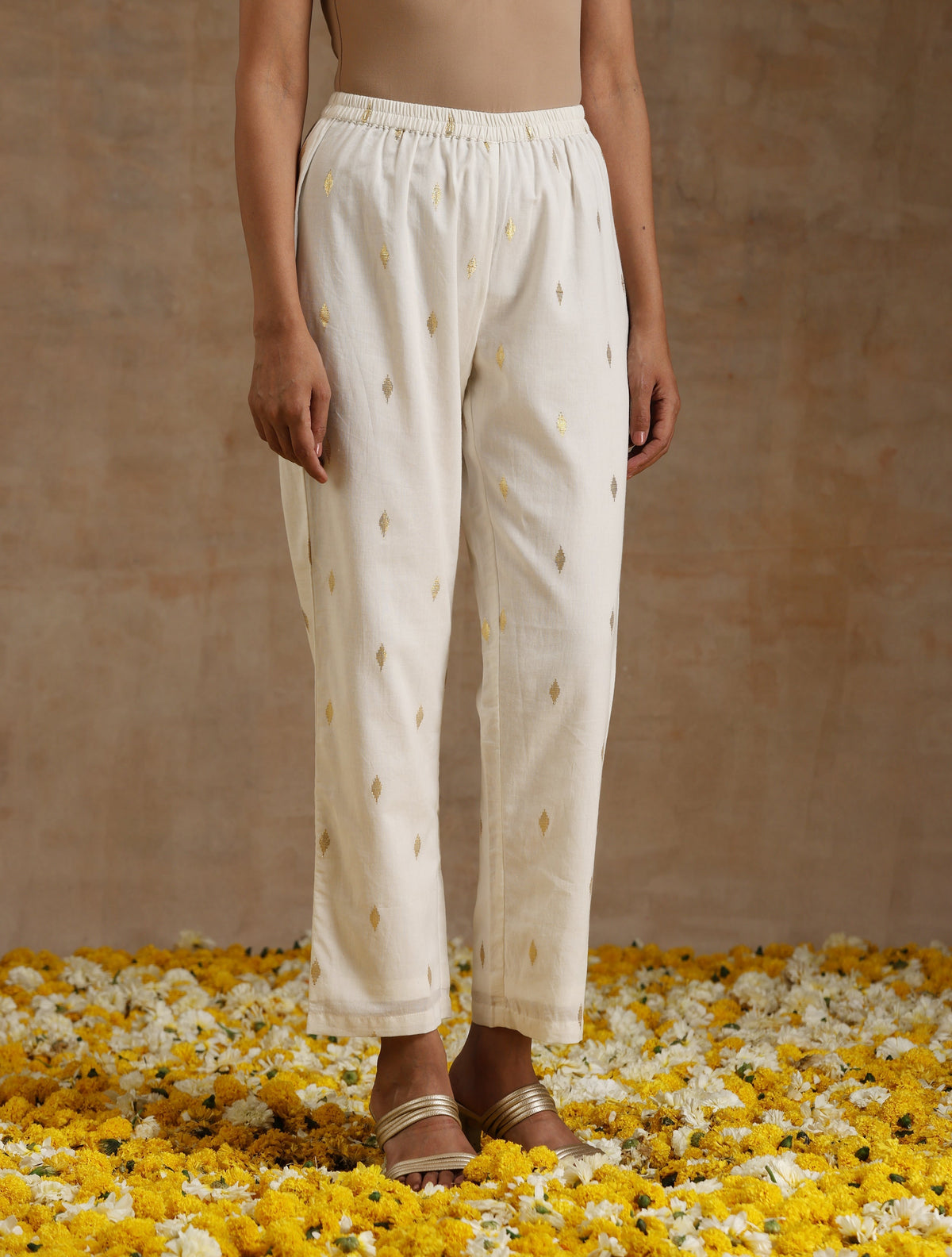 trueBrowns Ivory Gold Cotton Flared Co-Ord Set | Grocsy