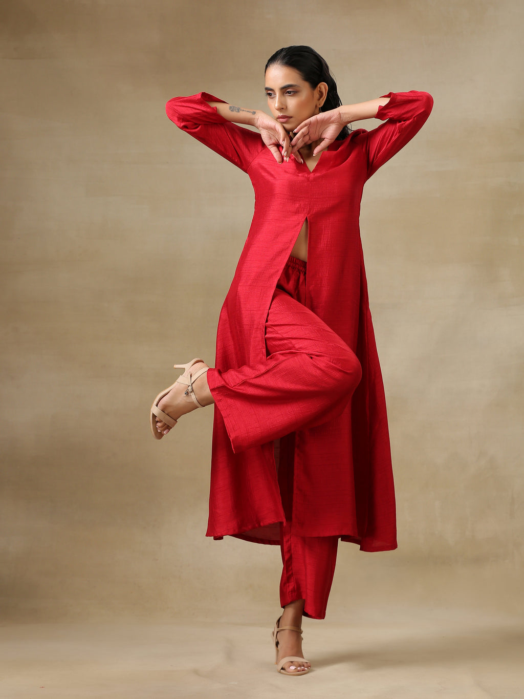 trueBrowns Maroon Textured Silk Front Slit Kurta Pant Set | Grocsy
