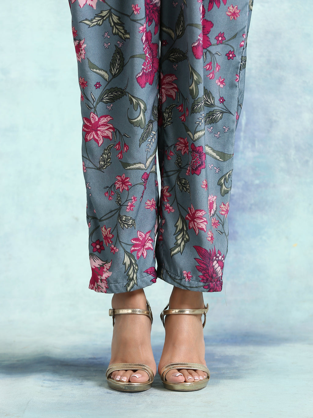 trueBrowns Grey Printed Velvet Co-Ord Set | Grocsy