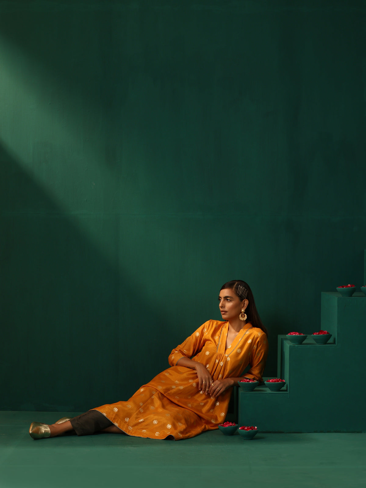 trueBrowns Mustard Geometric Floral Viscose Silk Front Gathered Kurta Pant Set | Grocsy