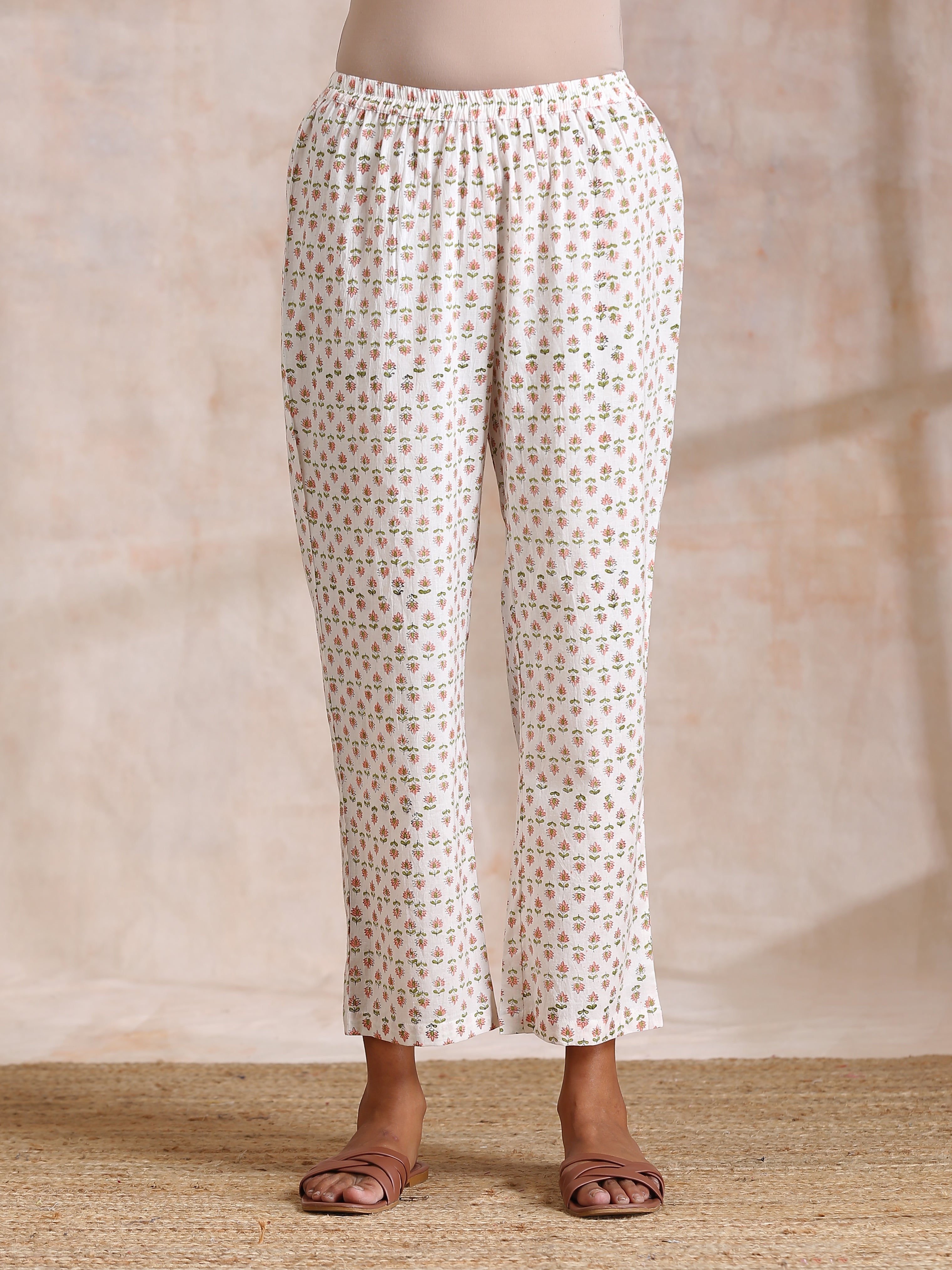 trueBrowns White With Small Floral Booti Print Cotton Pleated Co-Ord Set | Grocsy
