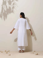 trueBrowns White Cotton Linen Kurta Pant Set | Grocsy