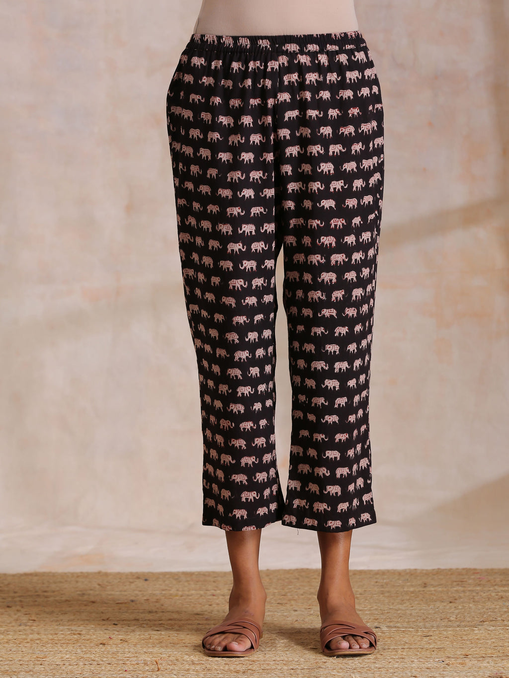 trueBrowns Black Elephant Bagru Print Cotton Kaftan Co-Ord Set | Grocsy