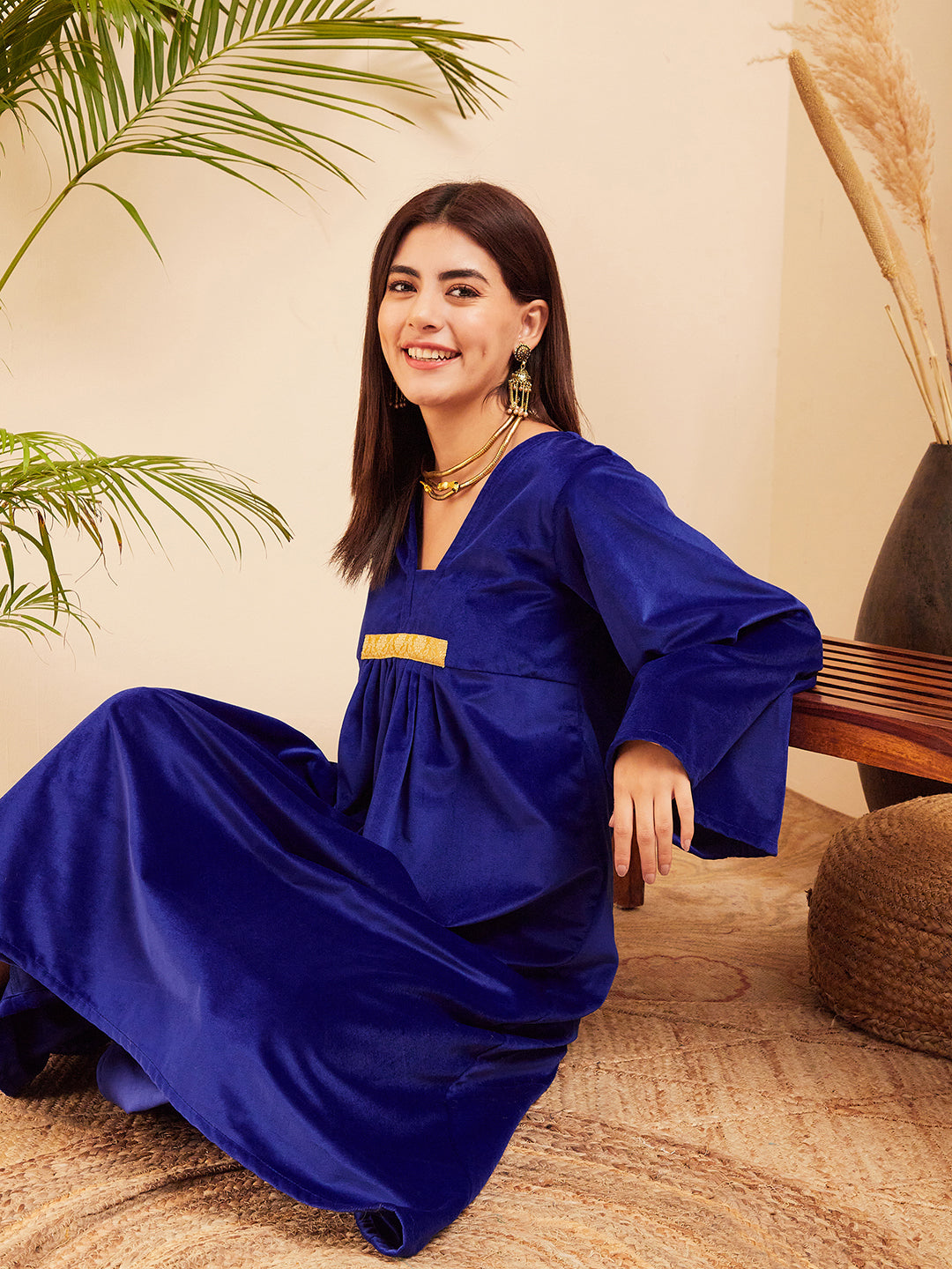 InWeave Women's Royal Blue V Neck Asymmetrical Pleated Velvet Kurta Set | Grocsy