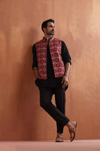 trueBrowns Men's Black Textured Cotton Dobby Short Kurta | Grocsy