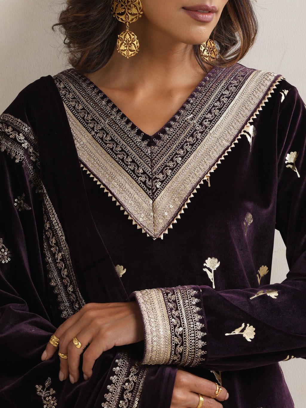 trueBrowns Wine Velvet Floral Embroidered Kurta Pant Dupatta Set | Grocsy