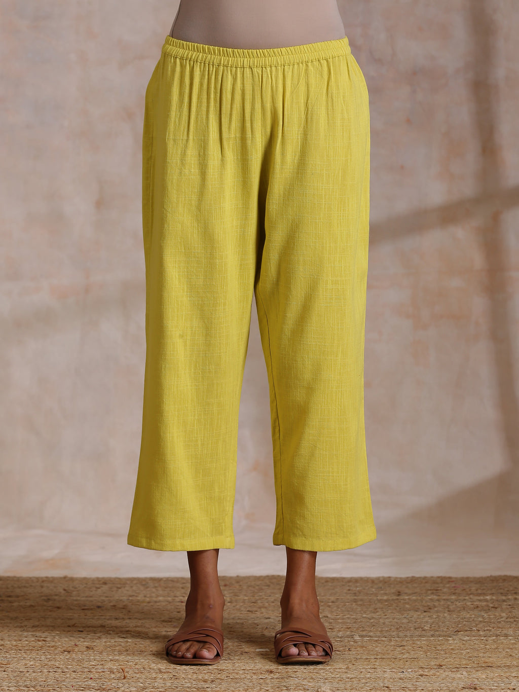 trueBrowns Lime Pink Zig-Zag Lines Print Cotton Kurta Pant Set | Grocsy