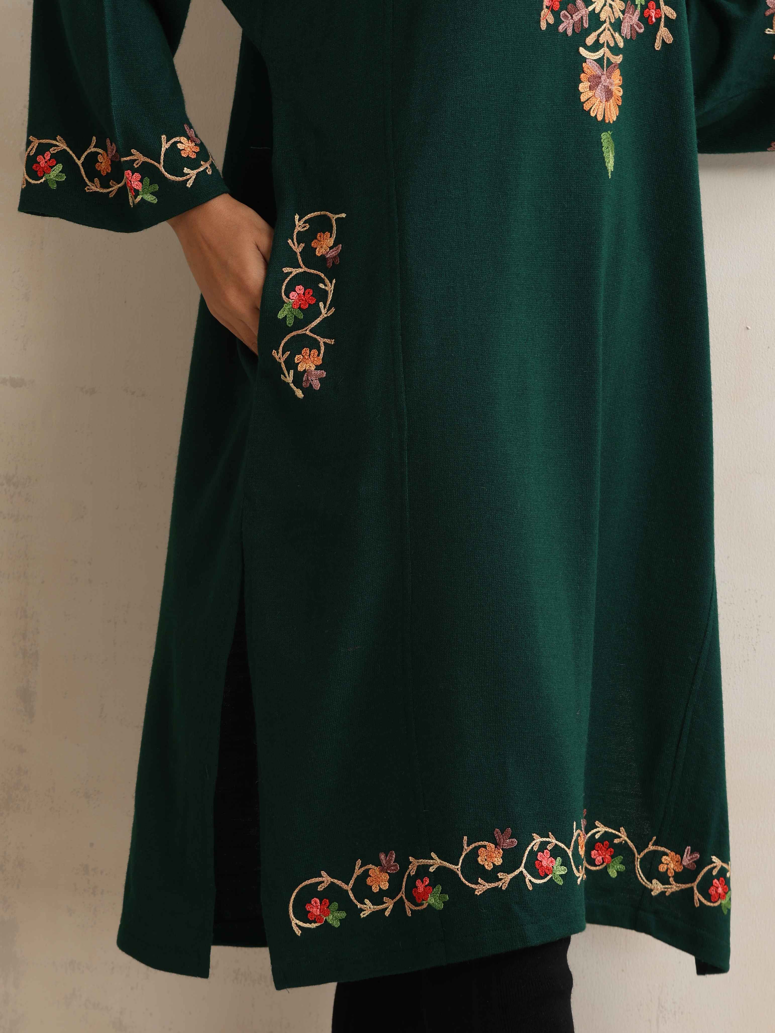 trueBrowns Green Kashmiri Embroidered Woollen Phiran Kurta | Grocsy