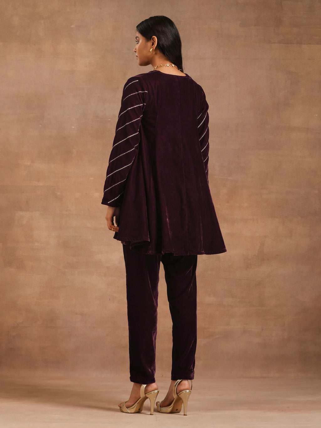 trueBrowns Wine Velvet Sleeve Embroidered Co-ord Set | Grocsy