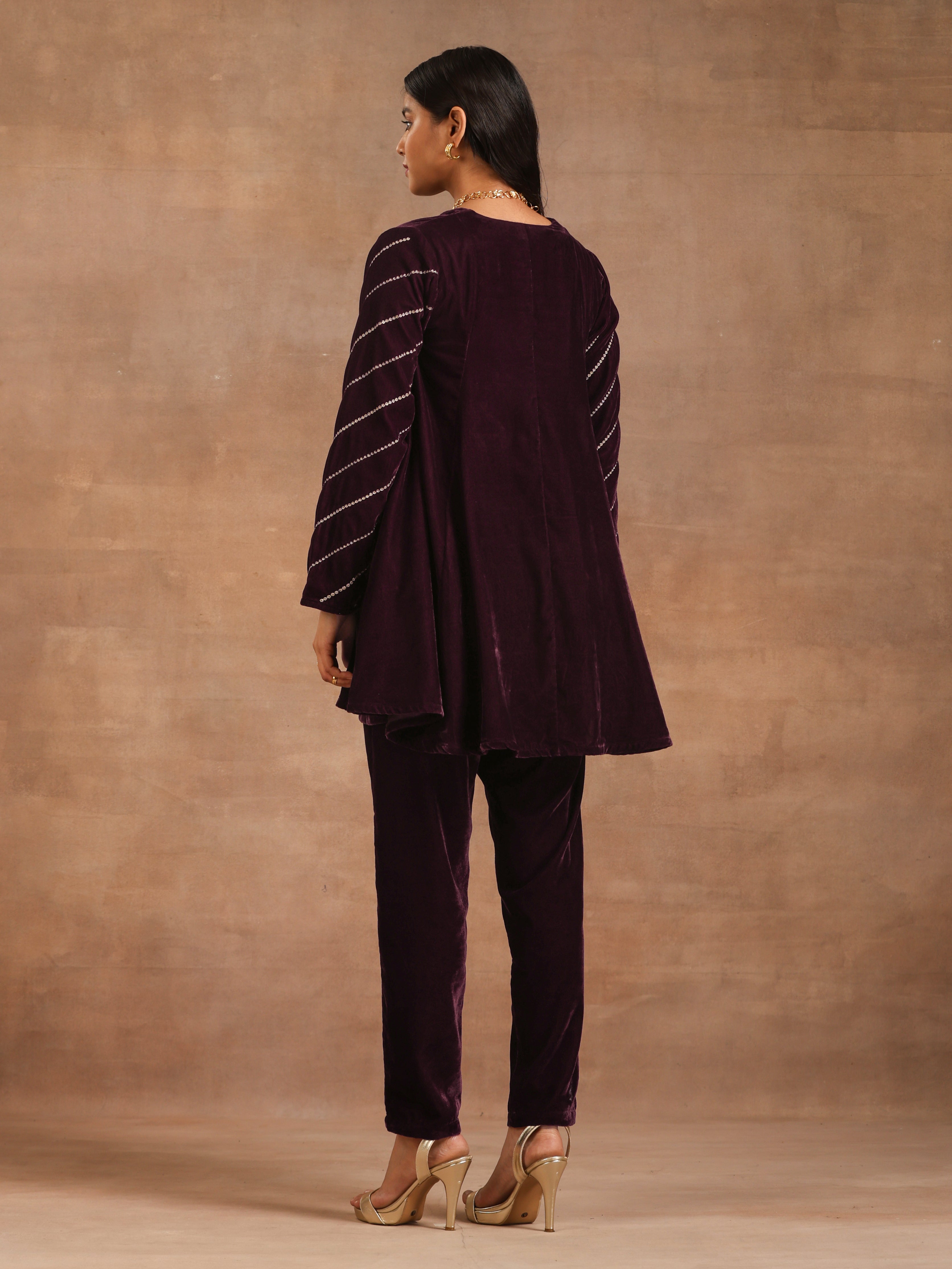 trueBrowns Wine Velvet Sleeve Embroidered Co-ord Set | Grocsy