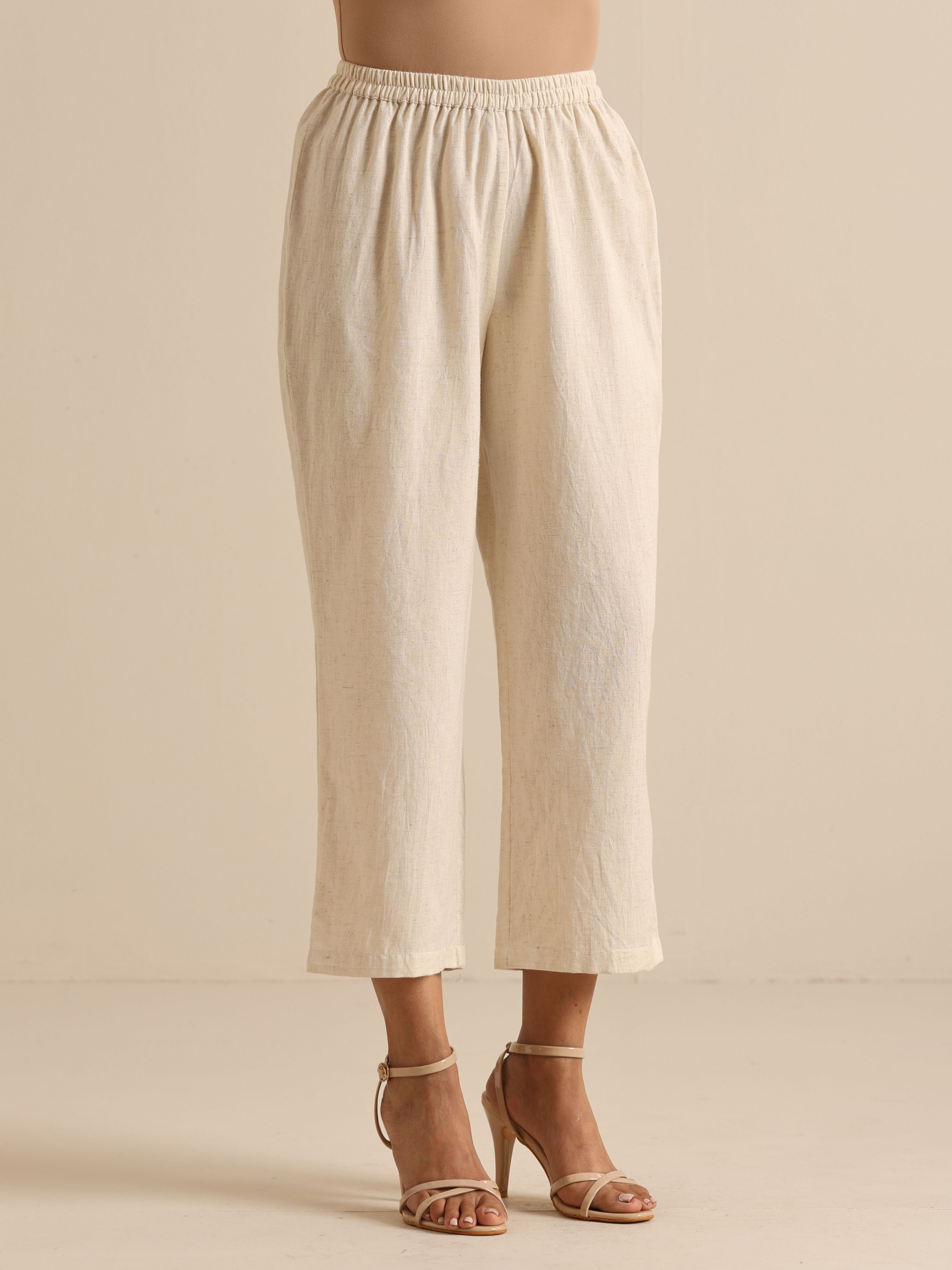 trueBrowns Off-White Sleeveless Kurta Pant Set | Grocsy
