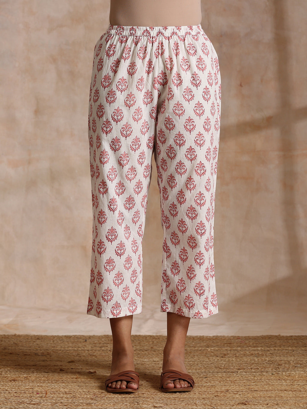 trueBrowns Pink Buta On White Block Print Cotton Kaftan Co-Ord Set | Grocsy