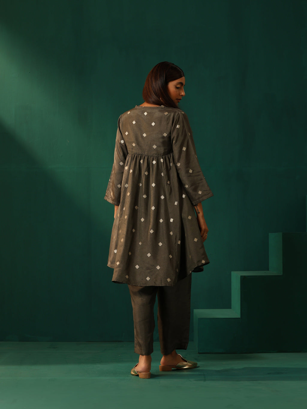 trueBrowns Grey Diamond Viscose Silk Yoke Gathered Co-ord Set | Grocsy