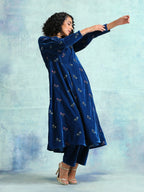 trueBrowns Blue Embroidered Velvet Puff Sleeve Kurta | Grocsy