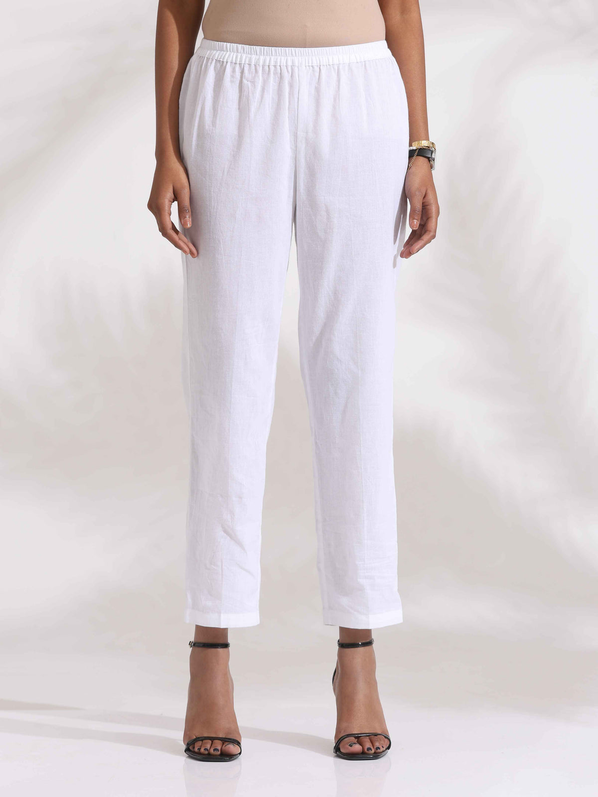 trueBrowns White Cotton Geometric Print Angrakha Kurta Set | Grocsy