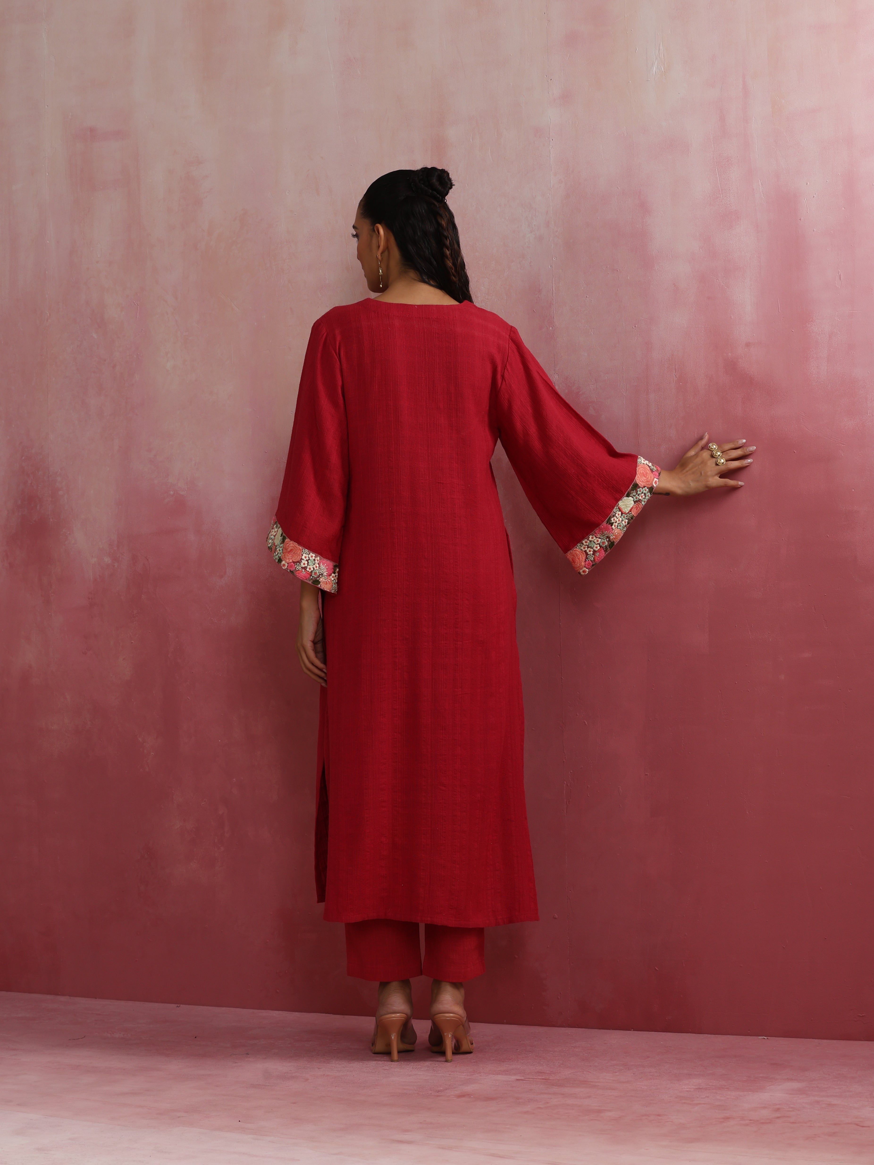 trueBrowns Red Straight Cotton Dobby Kurta Set | Grocsy