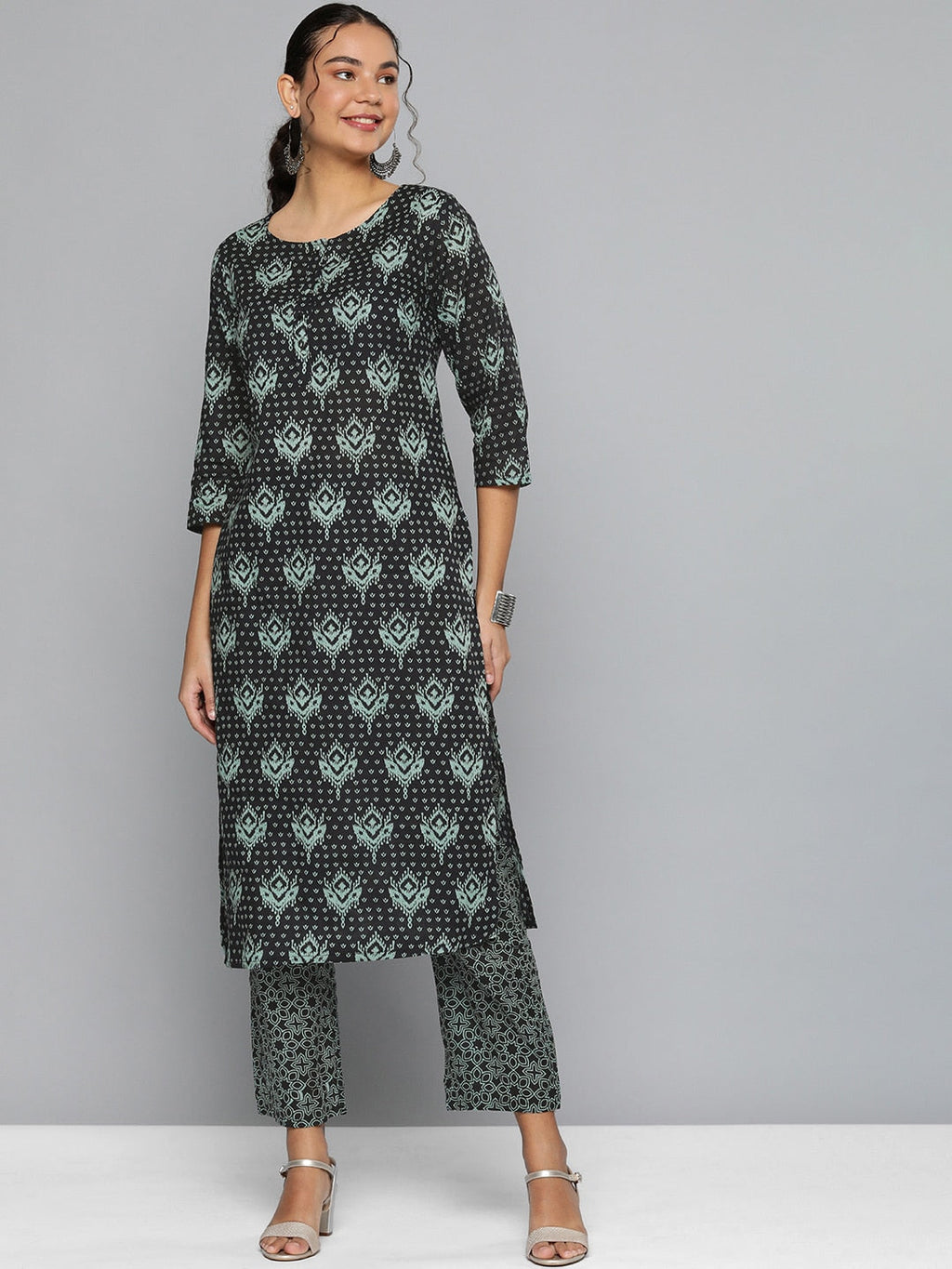 HERE&NOW Women Black & Green Printed Pure Cotton Kurta with Trousers | Grocsy