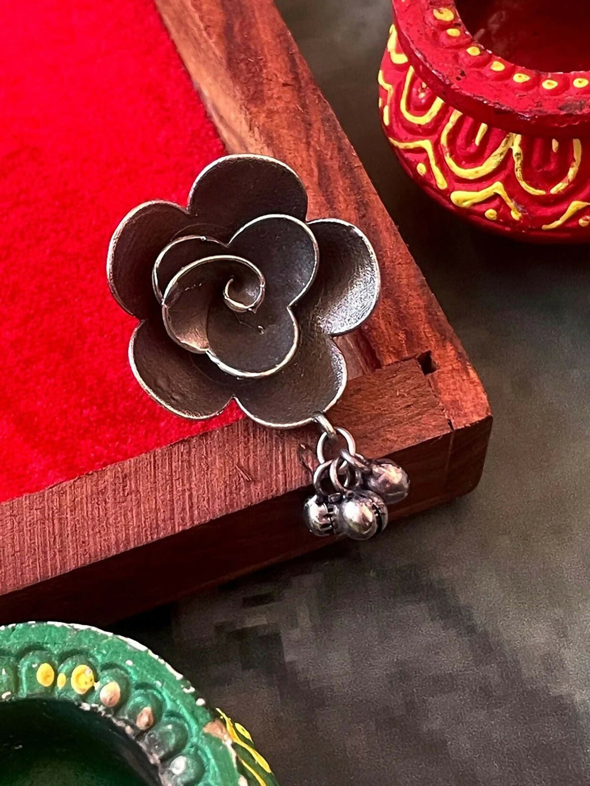 Joban Fashion Lotus Shape Oxidized Ring | Grocsy
