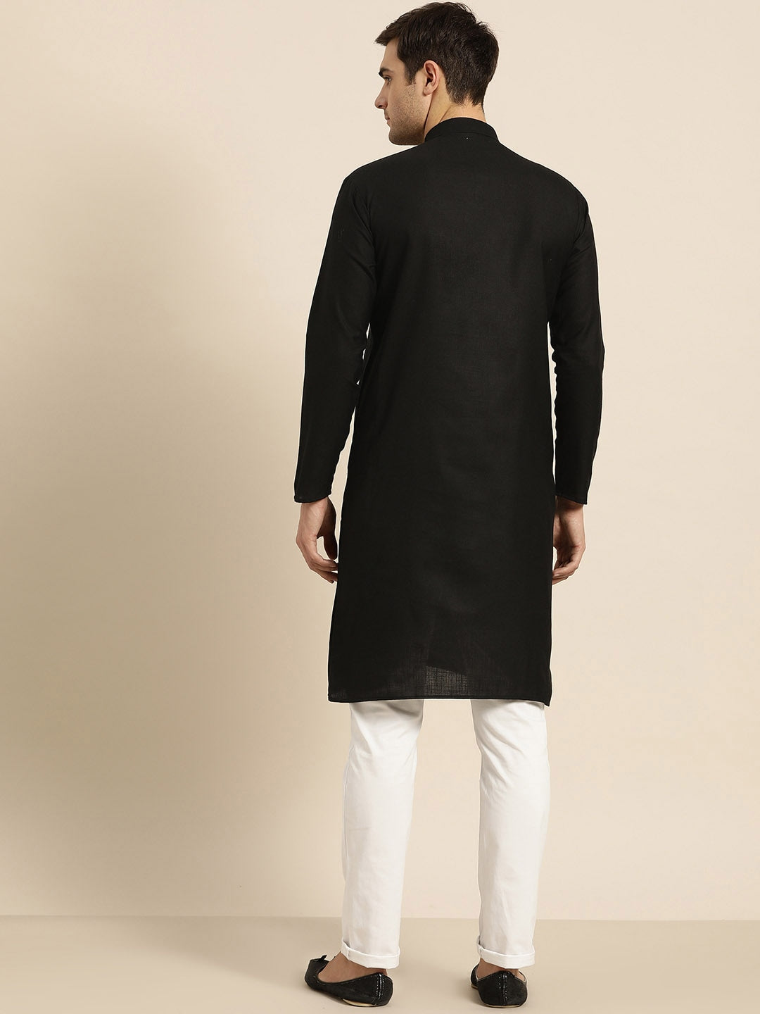 Sojanya Men Black Solid Straight Kurta | Grocsy