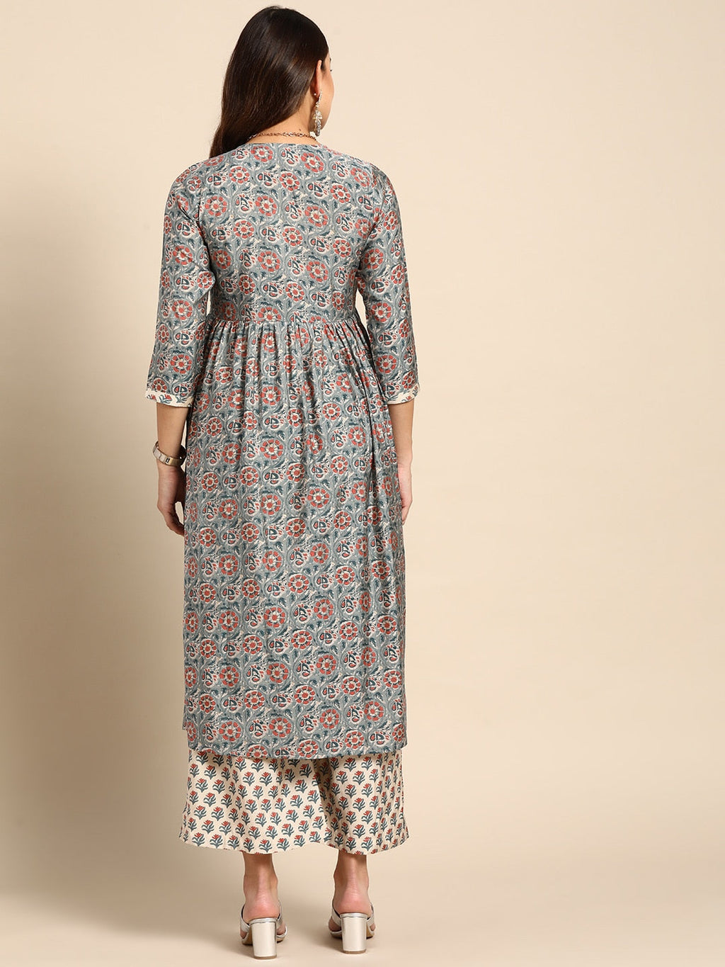 Sangria Women Grey Floral Printed Empire Kurta with Trousers | Grocsy