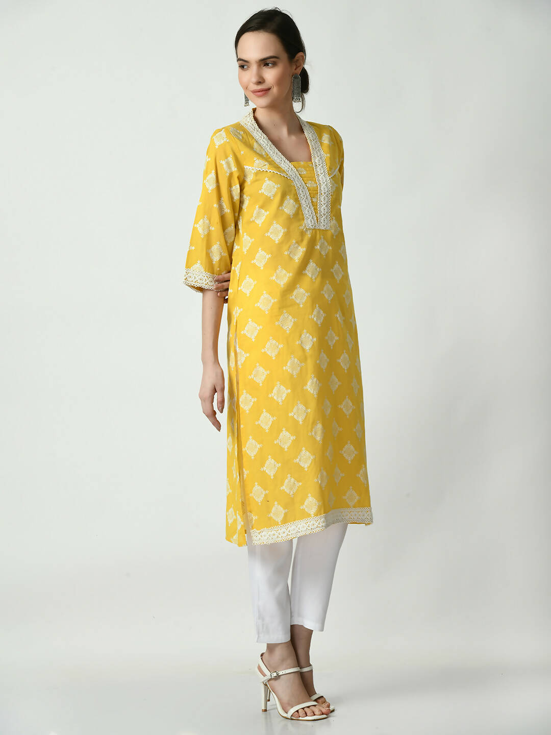 Myshka Women's Yellow Straight Kurta & Trousers | Grocsy