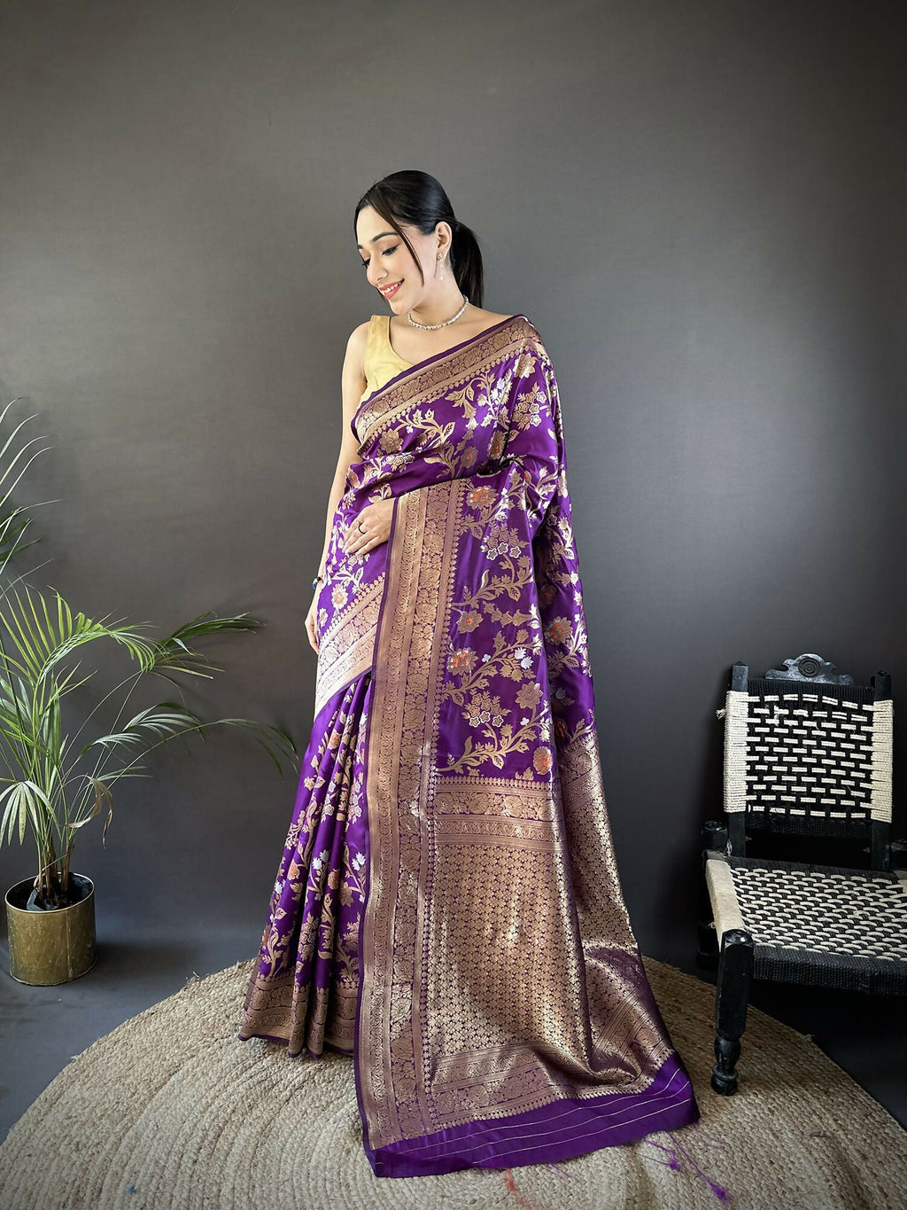 Joban Fashion Purple Floral & Ethnic Motifs Design Soft Silk Meenakari Banarasi Saree | Grocsy