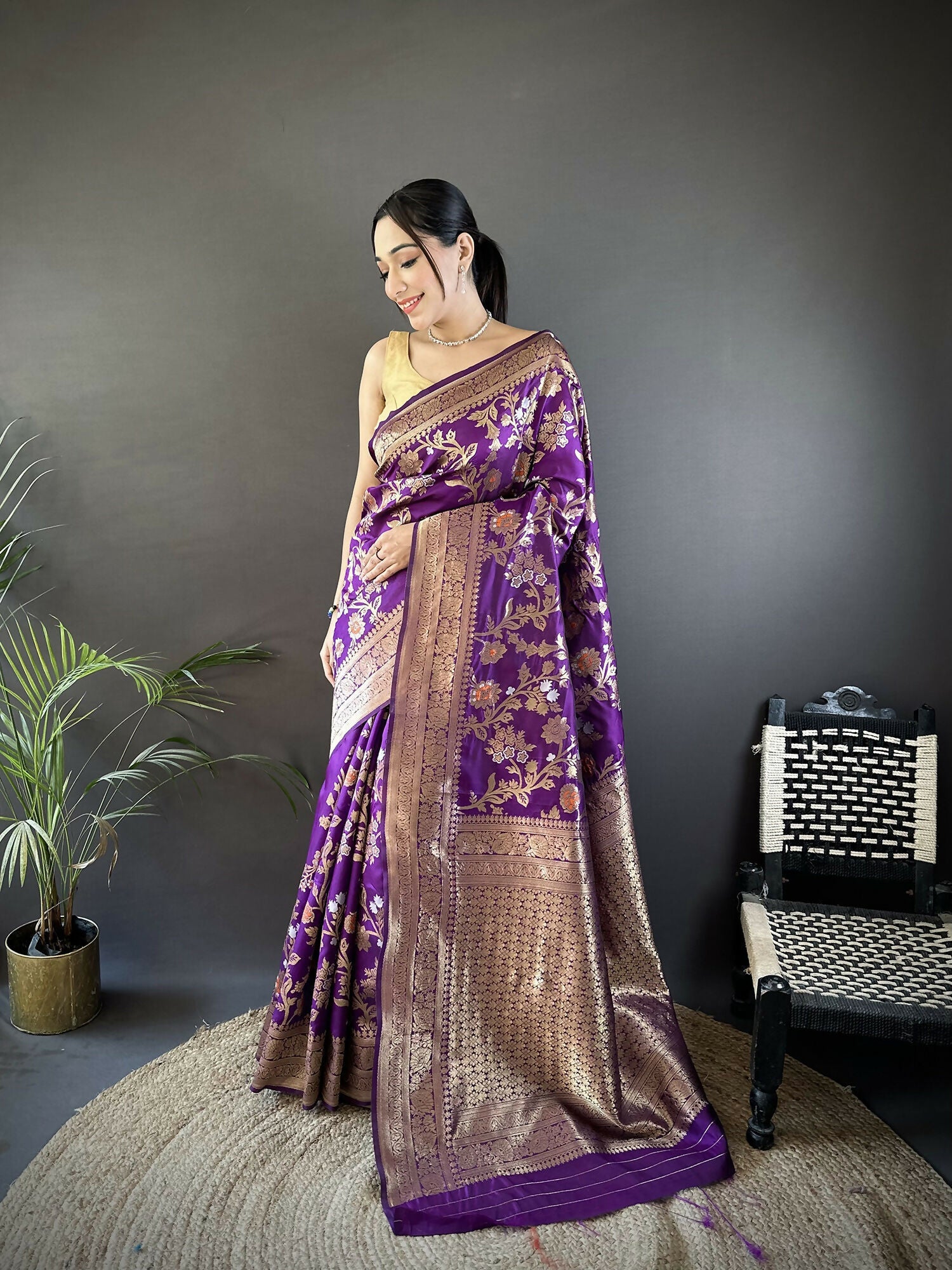 Joban Fashion Purple Floral & Ethnic Motifs Design Soft Silk Meenakari Banarasi Saree | Grocsy