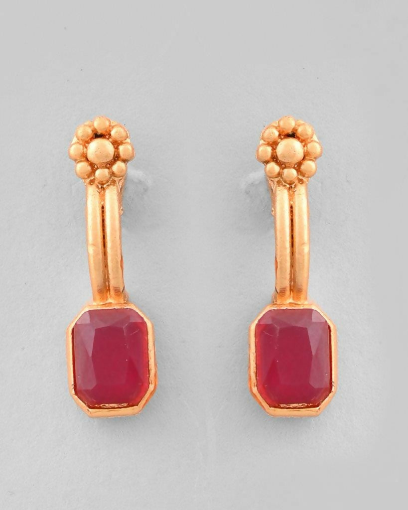 VOJ Gold-Polished Traditional Maroon Stone Studded Necklace And Earrings Set | Grocsy