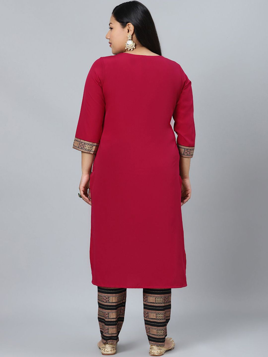 Sztori Plus Size Geometric Printed Straight Kurta With Trousers | Grocsy