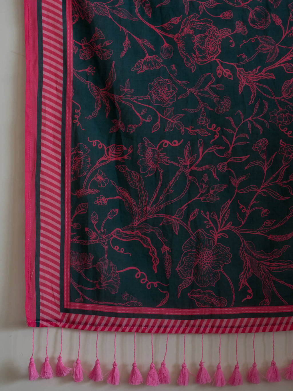 Suta Navy Blue Floral Pure Cotton Saree | Grocsy