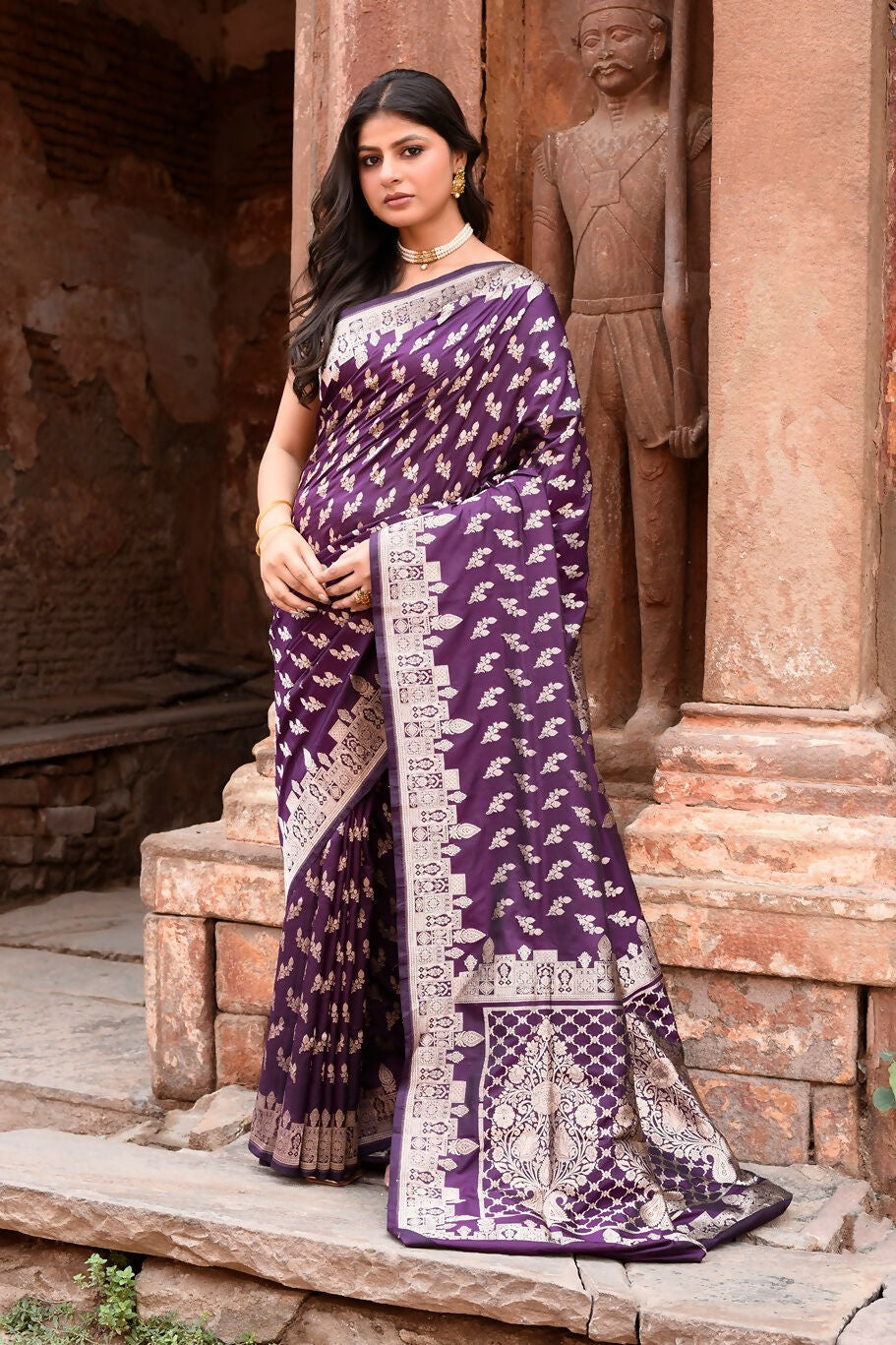 Joban Fashion Plum Purple Hand Woven & Zari Work Katan Pure Handloom Banarasi Silk Saree | Grocsy
