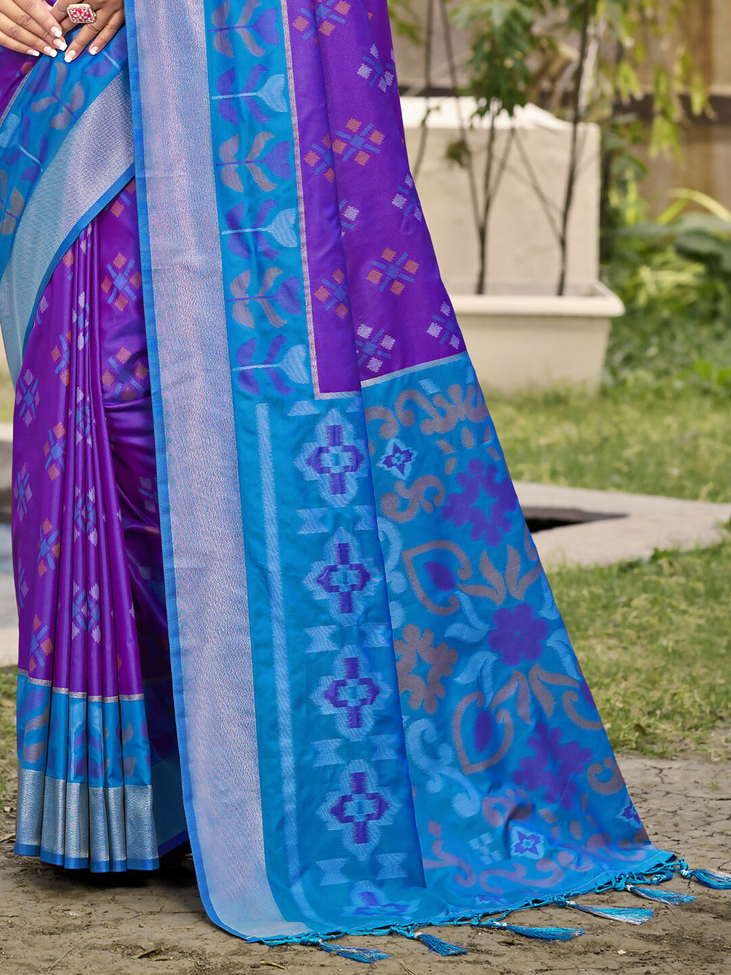 Shree Shyam Fashion Pochampalli Silk Violet Saree | Grocsy