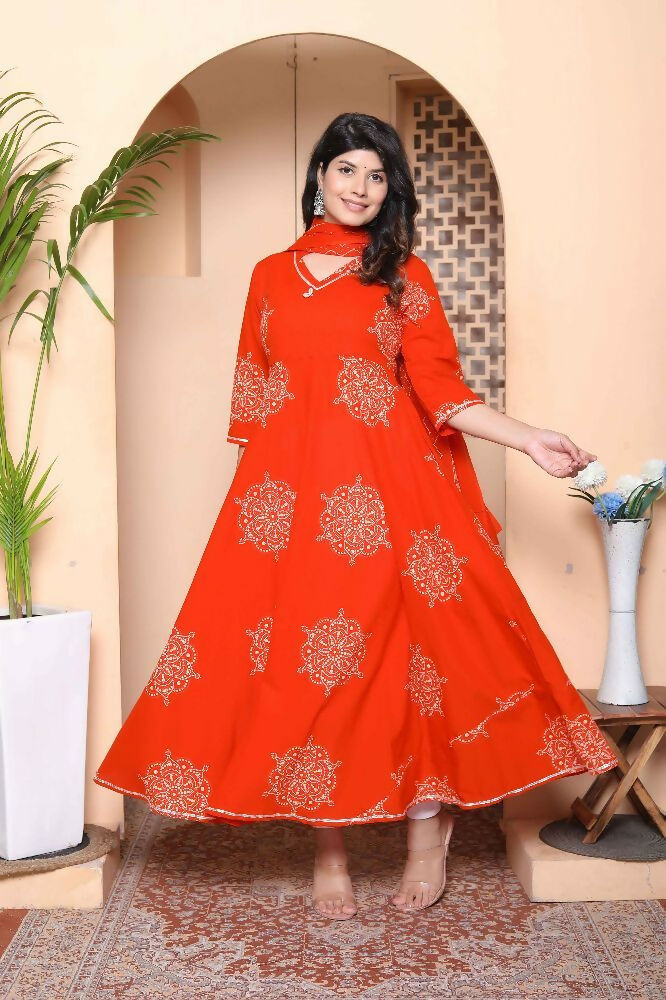 Miravan Women'S Orange Floral Cotton Printed Anarkali Kurta With Dupatta | Grocsy