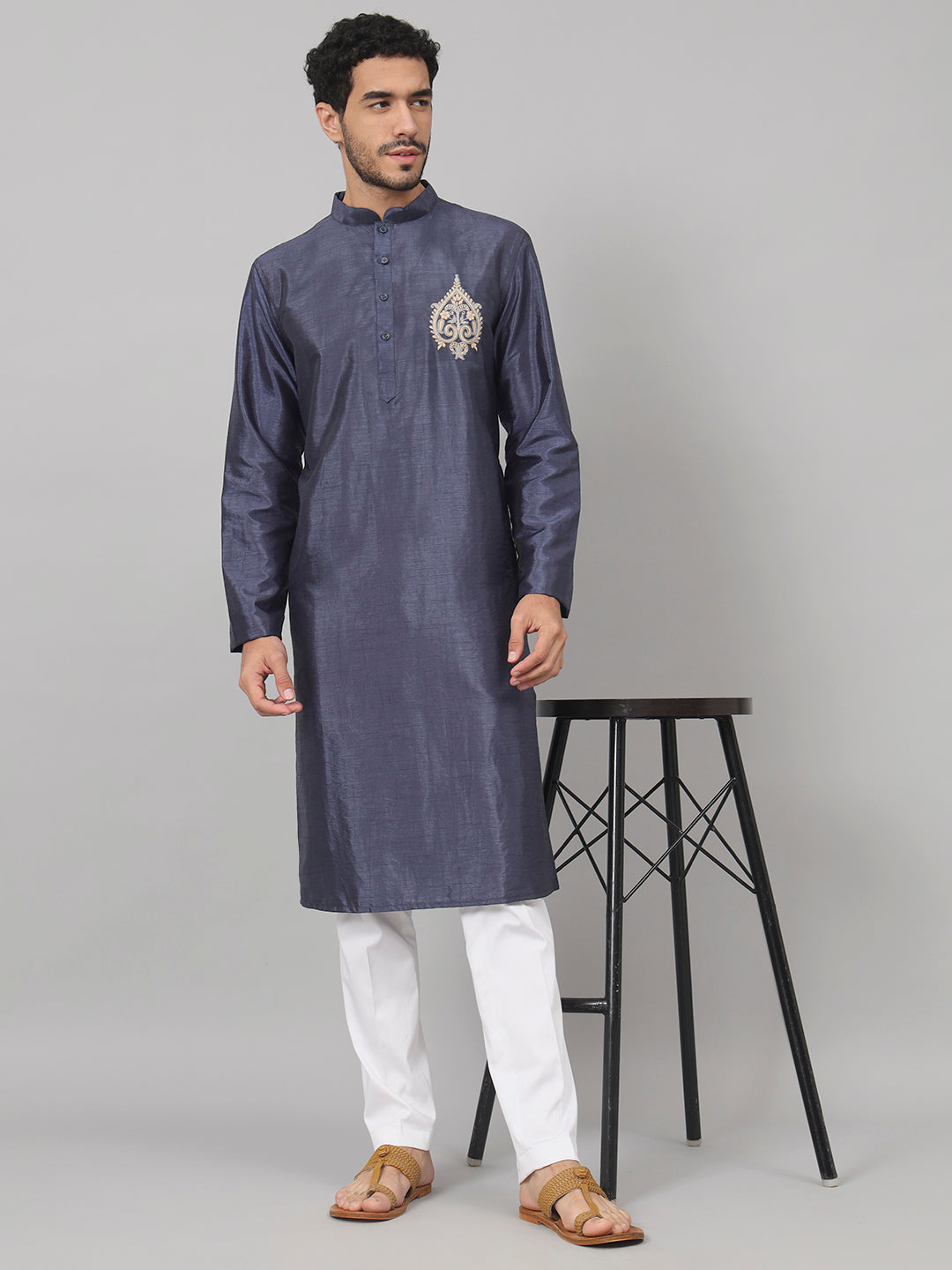 Classic Silk Kurta With Motif Embroidery by Hilo Design | Grocsy