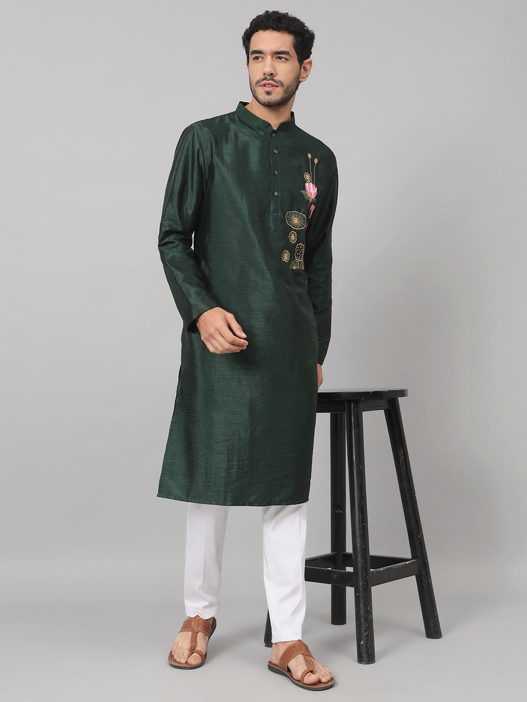 Dark Fern Embroidered Silk Kurta by Hilo Design | Grocsy