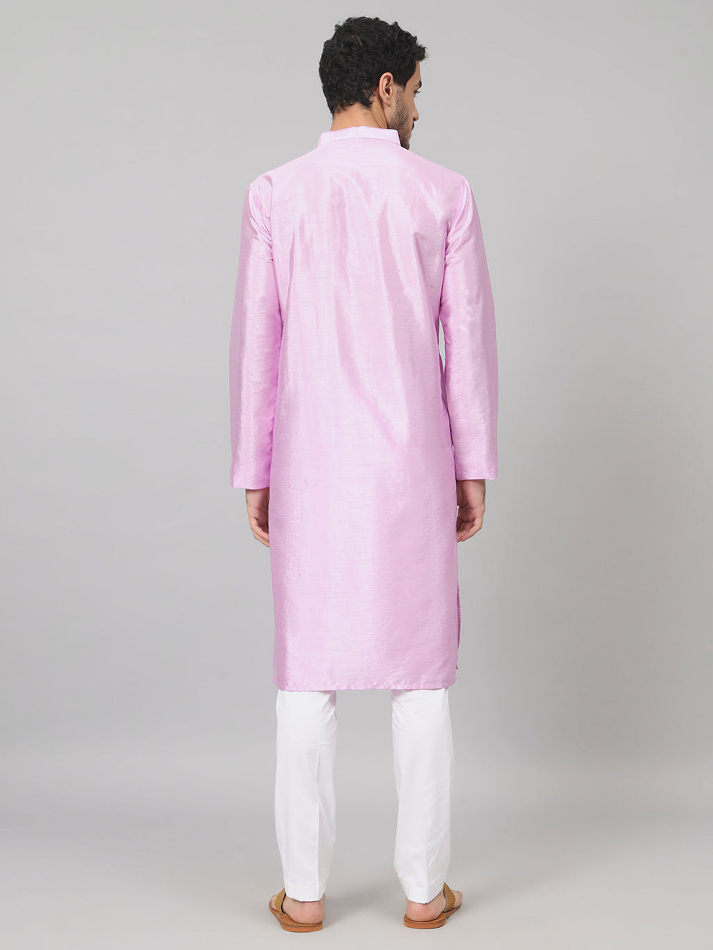 Silk Embroidered Kurta With Twilight Threads by Hilo Design | Grocsy