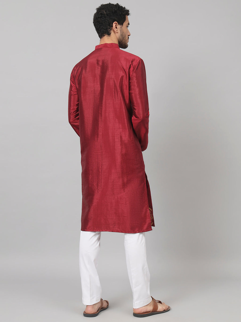 Zari Embroidered Silk Kurta by Hilo Design | Grocsy
