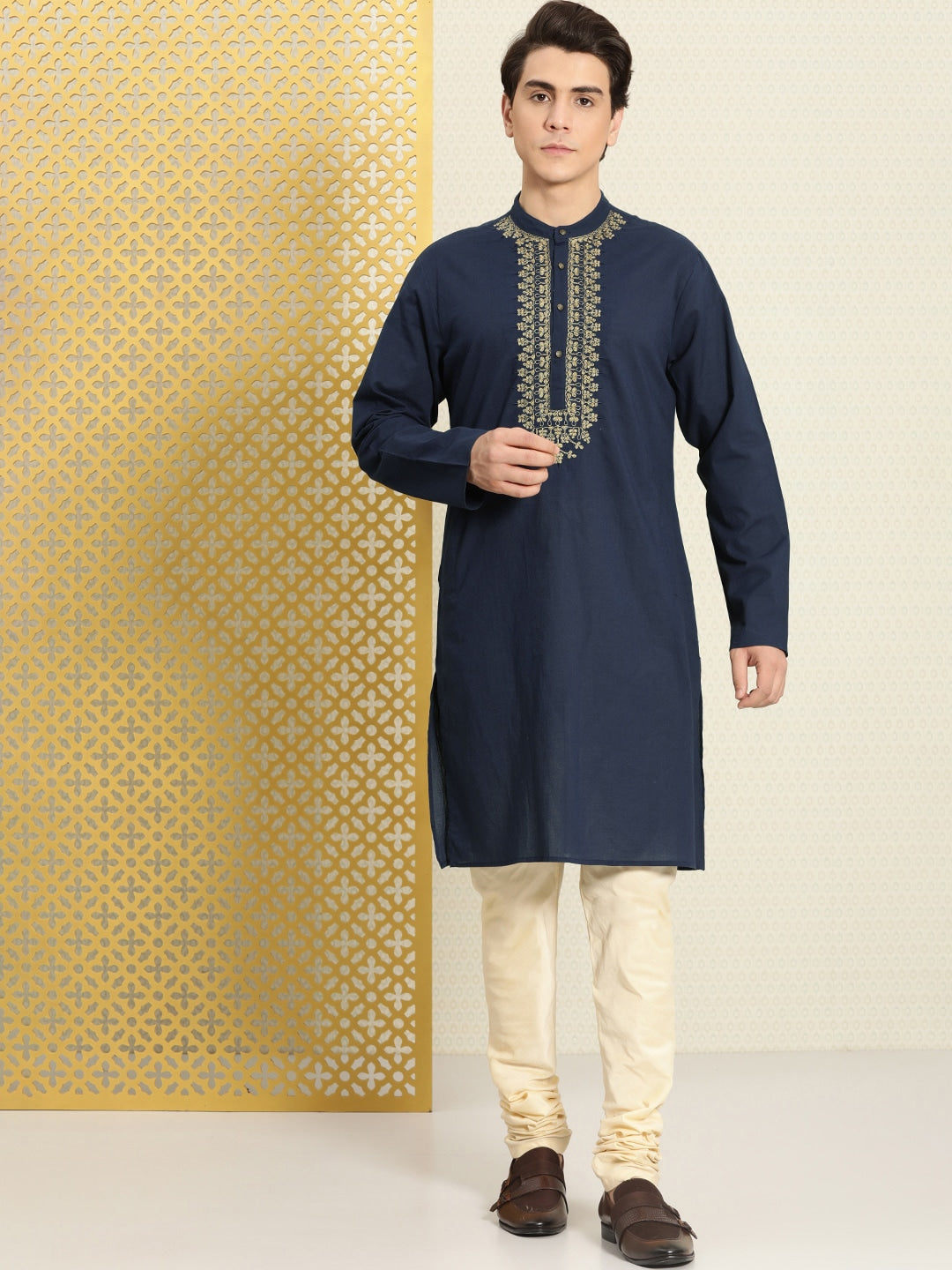 House of Pataudi Men Pure Cotton Yoke Design Jashn Kurta | Grocsy