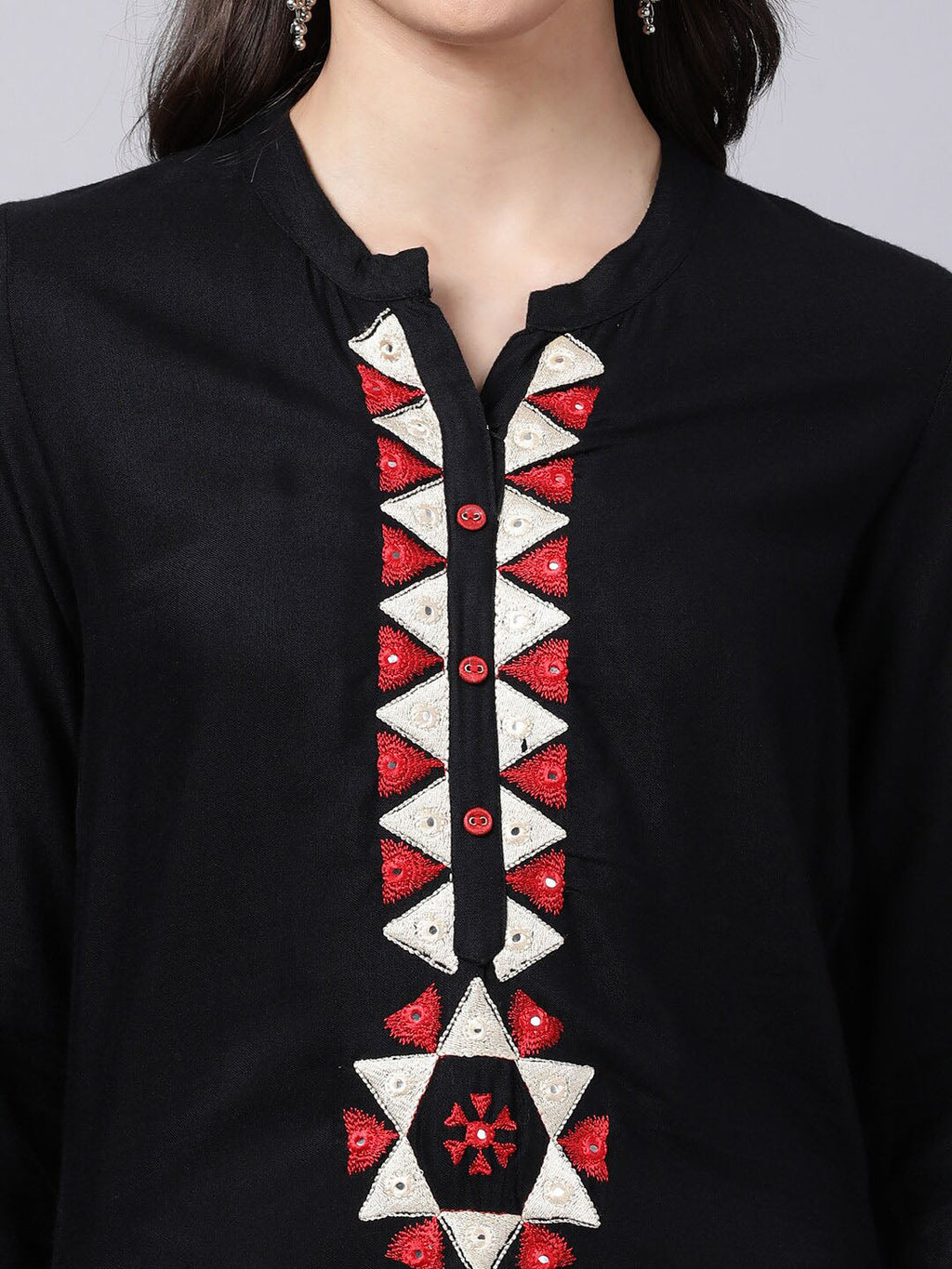 Souchii Women Black Geometric Embroidered Grandeur & Majestic Artwork Kurta | Grocsy