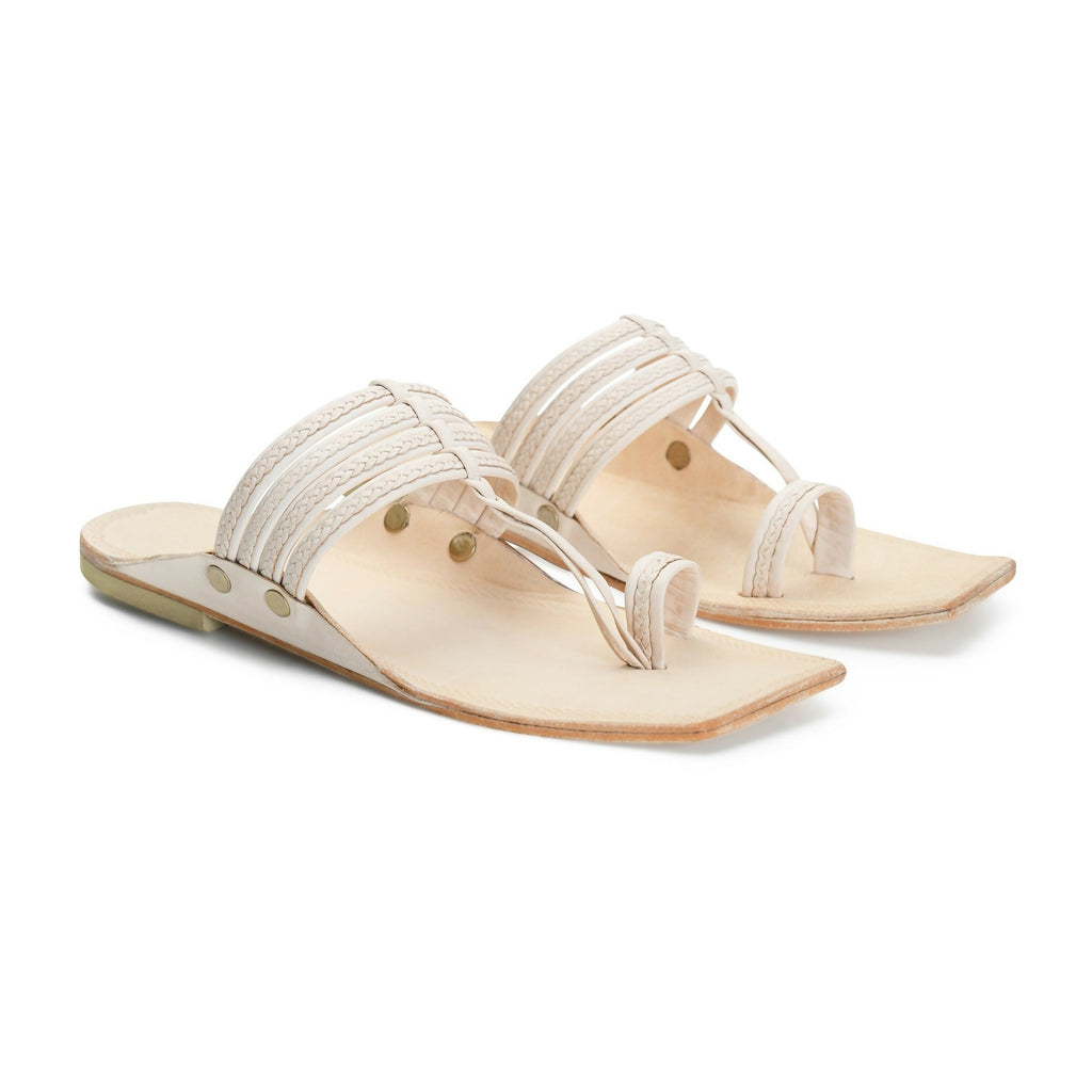 Stepsoft Men'S Off-White Kolhapuri Chappal | Handcrafted Ethnic Leather Wedding Footwear | Grocsy