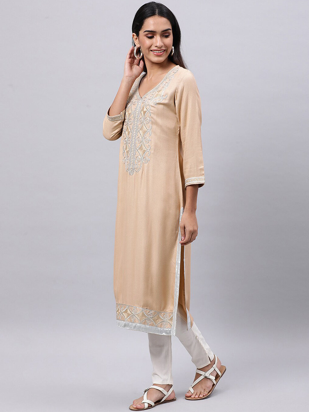 Souchii Women Ethnic Motifs Yoke Design Thread Work Kurta | Grocsy