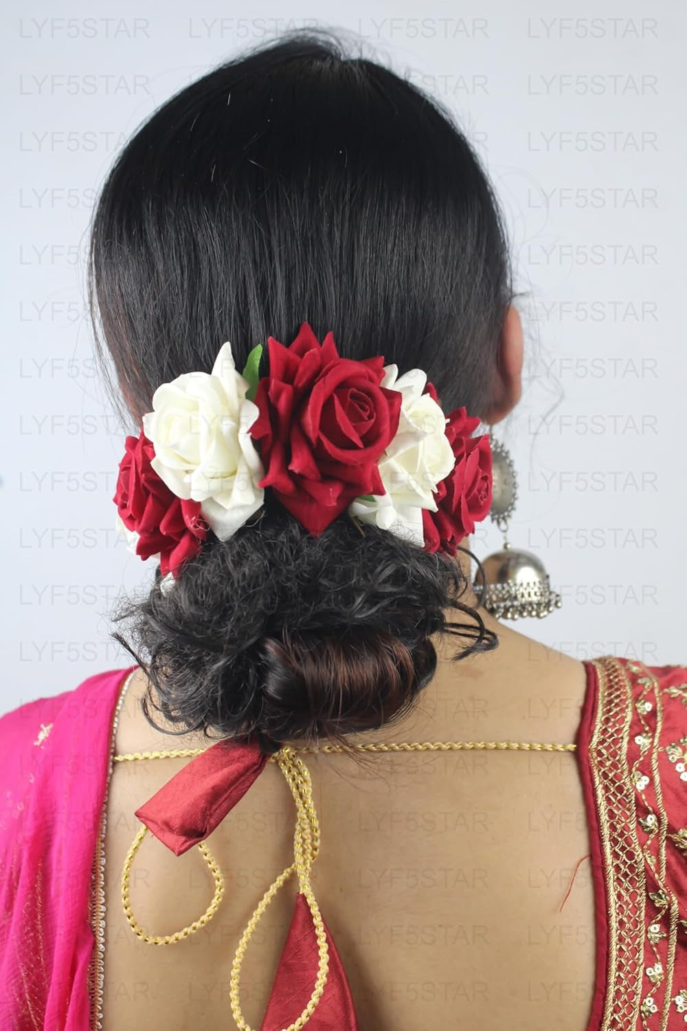 Red & White Velvet Rose Gajra | Grocsy