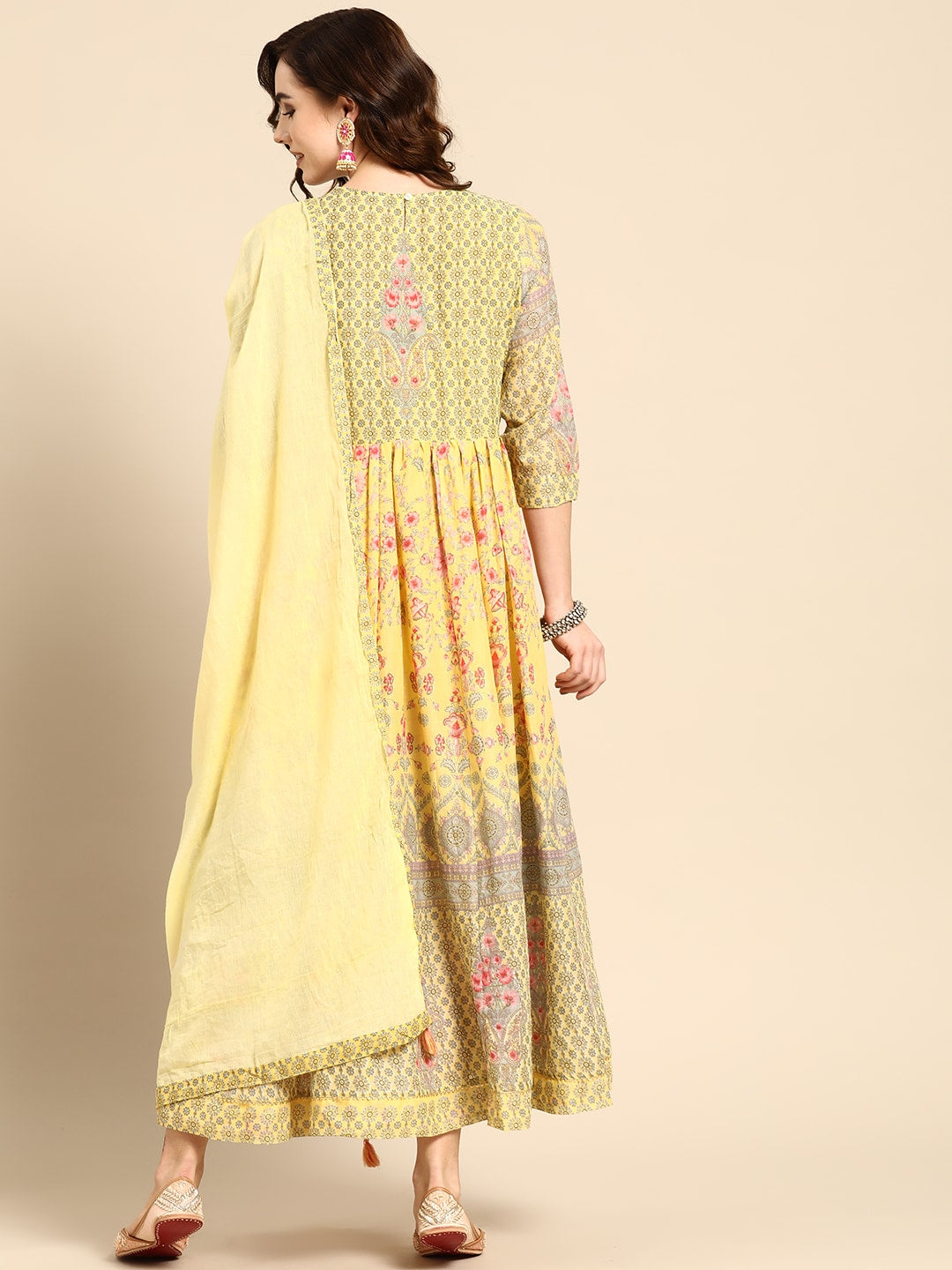 Sangria Women Yellow & Pink Floral Printed Anarkali Kurta | Grocsy