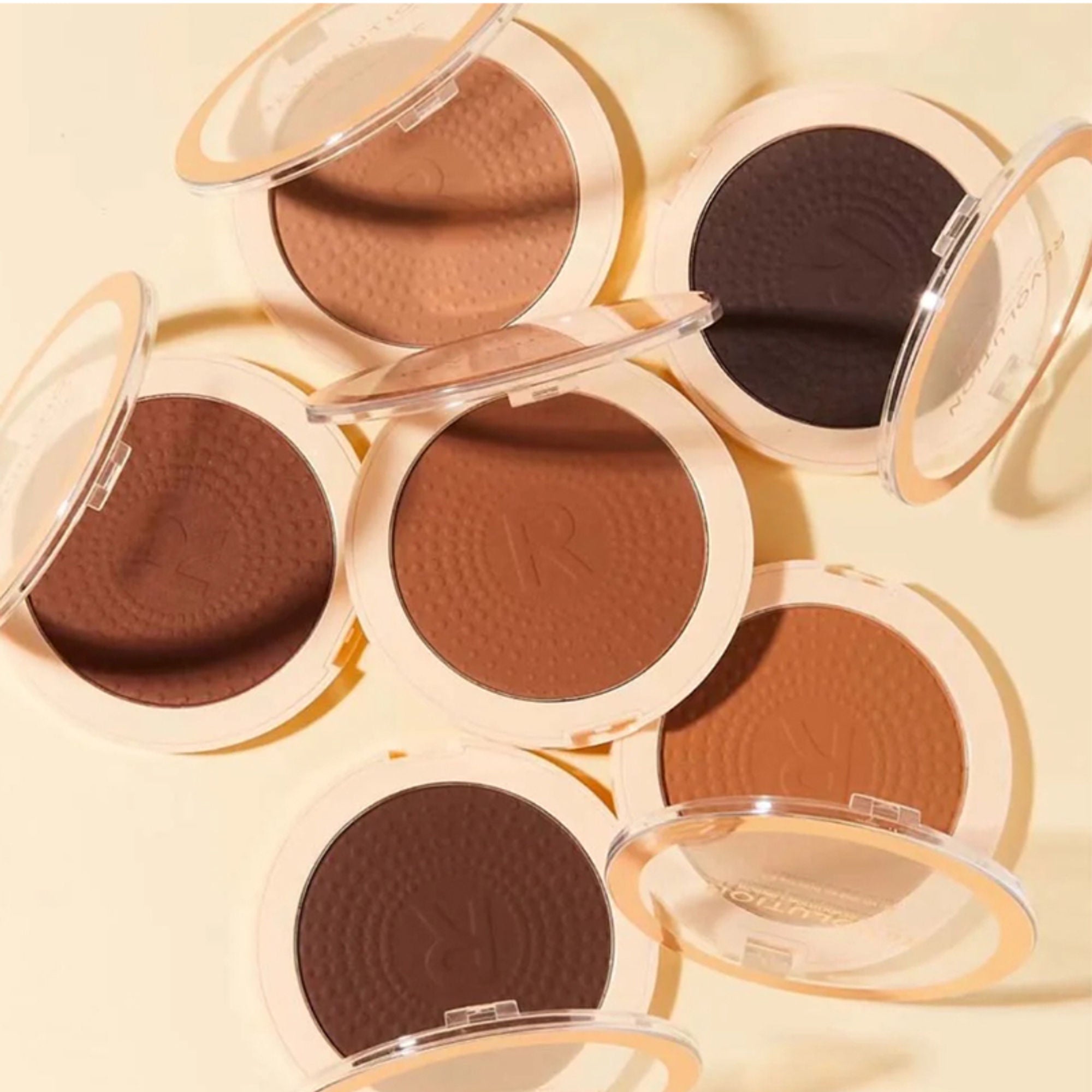 Makeup Revolution Mega Bronzer - 02 - Warm | Grocsy