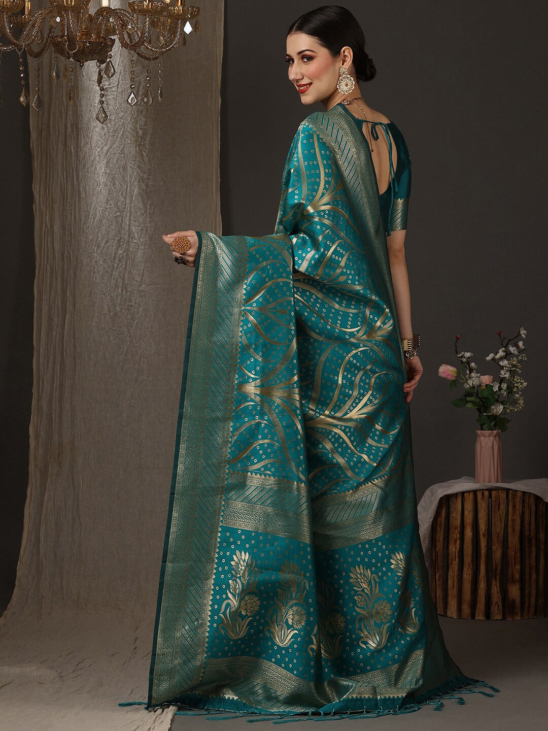 Saree Mall Woven Design Zari Silk Blend Banarasi Saree | Grocsy