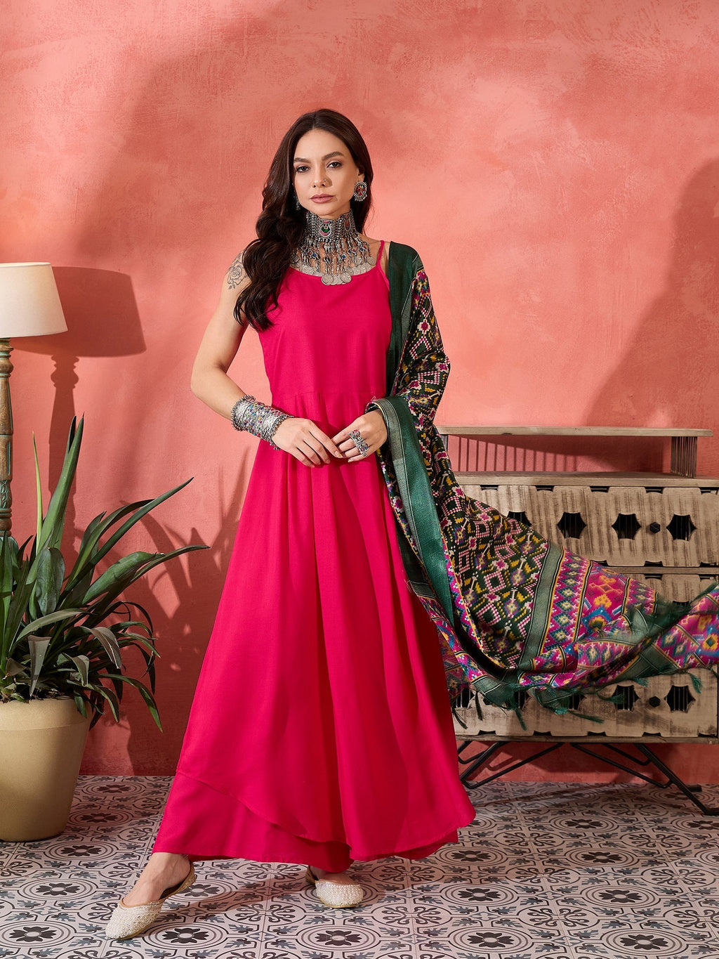 InWeave Fuchsia Strappy Kurta Set Green Patola Dupatta | Grocsy