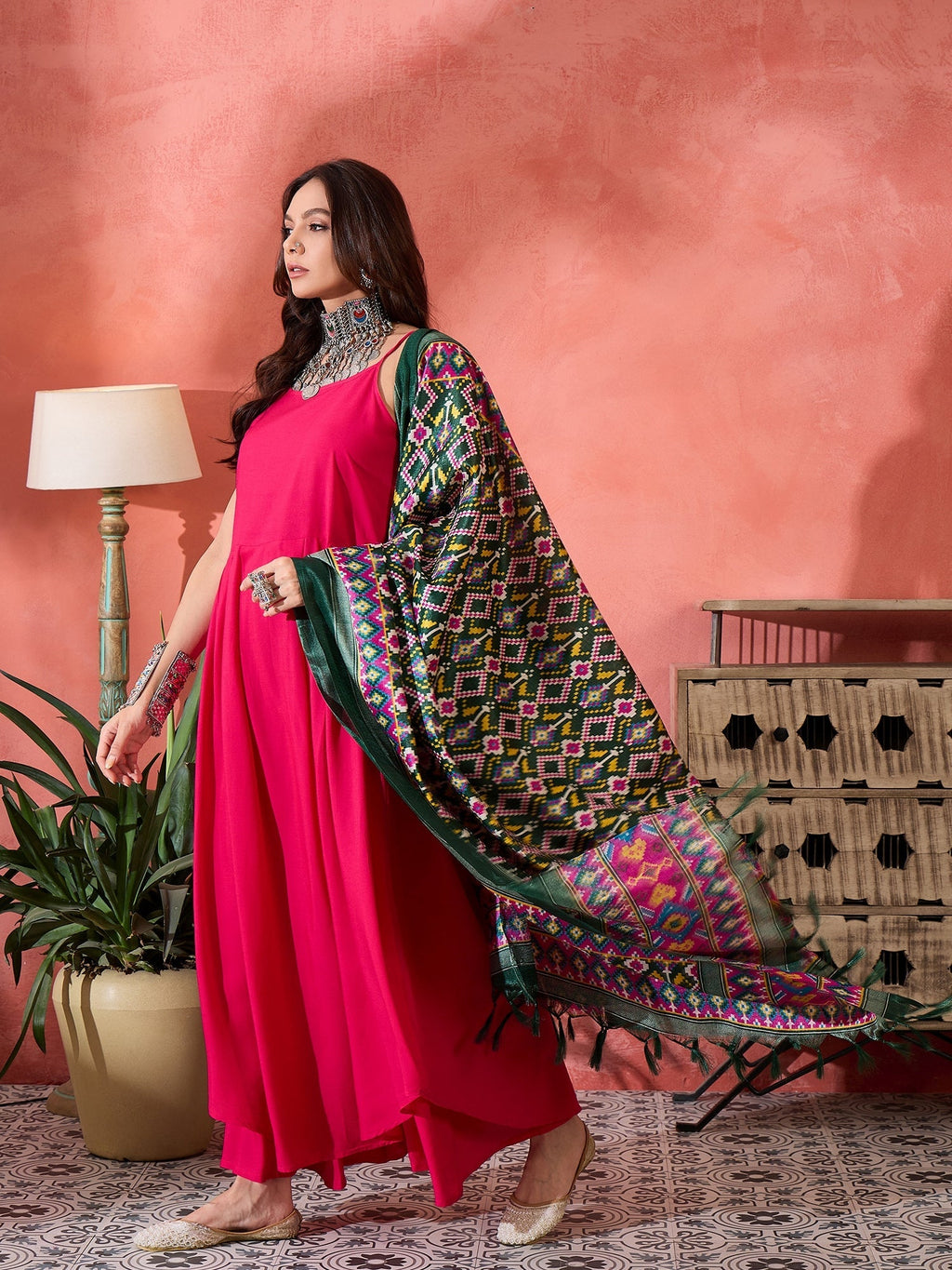InWeave Fuchsia Strappy Kurta Set Green Patola Dupatta | Grocsy