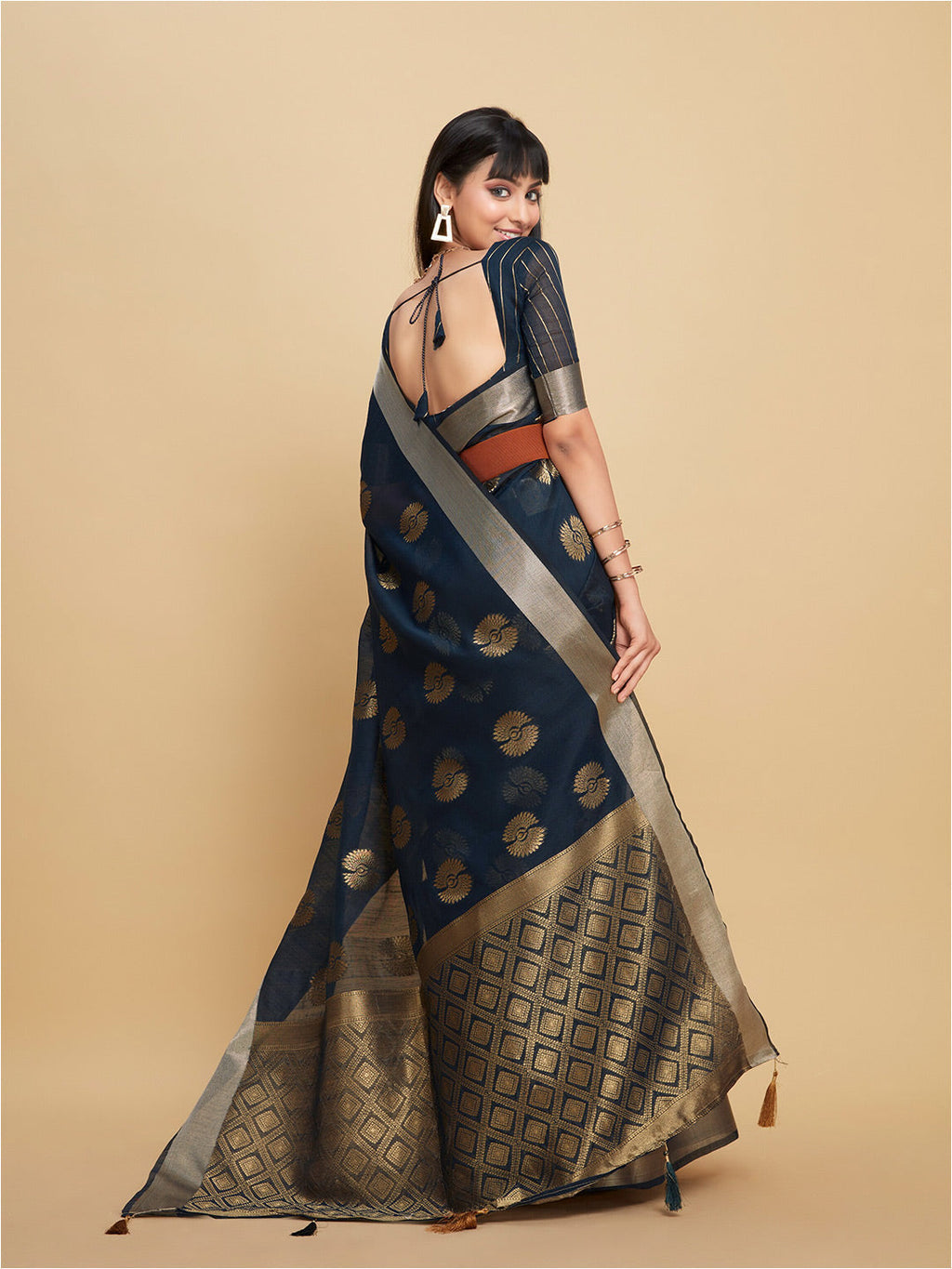 Sangria Navy Blue Ethnic Motifs Woven Design Zari Saree | Grocsy