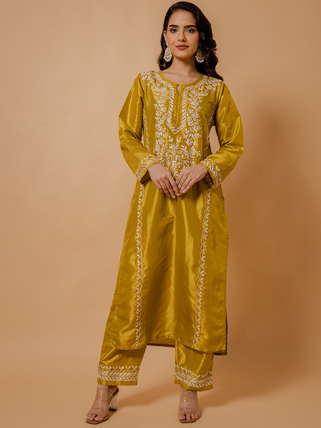 HOUSE OF KARI Floral Embroidered Silk Chikankari Kurta | Grocsy