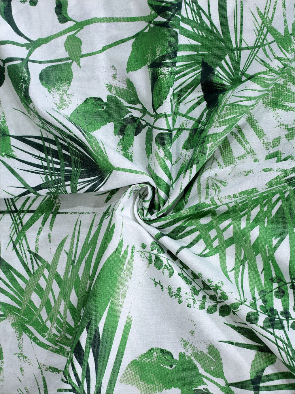 BOMBAY DYEING Serenita Green Printed Cotton 144 TC King Bedsheet with 2 Pillow Covers | Grocsy